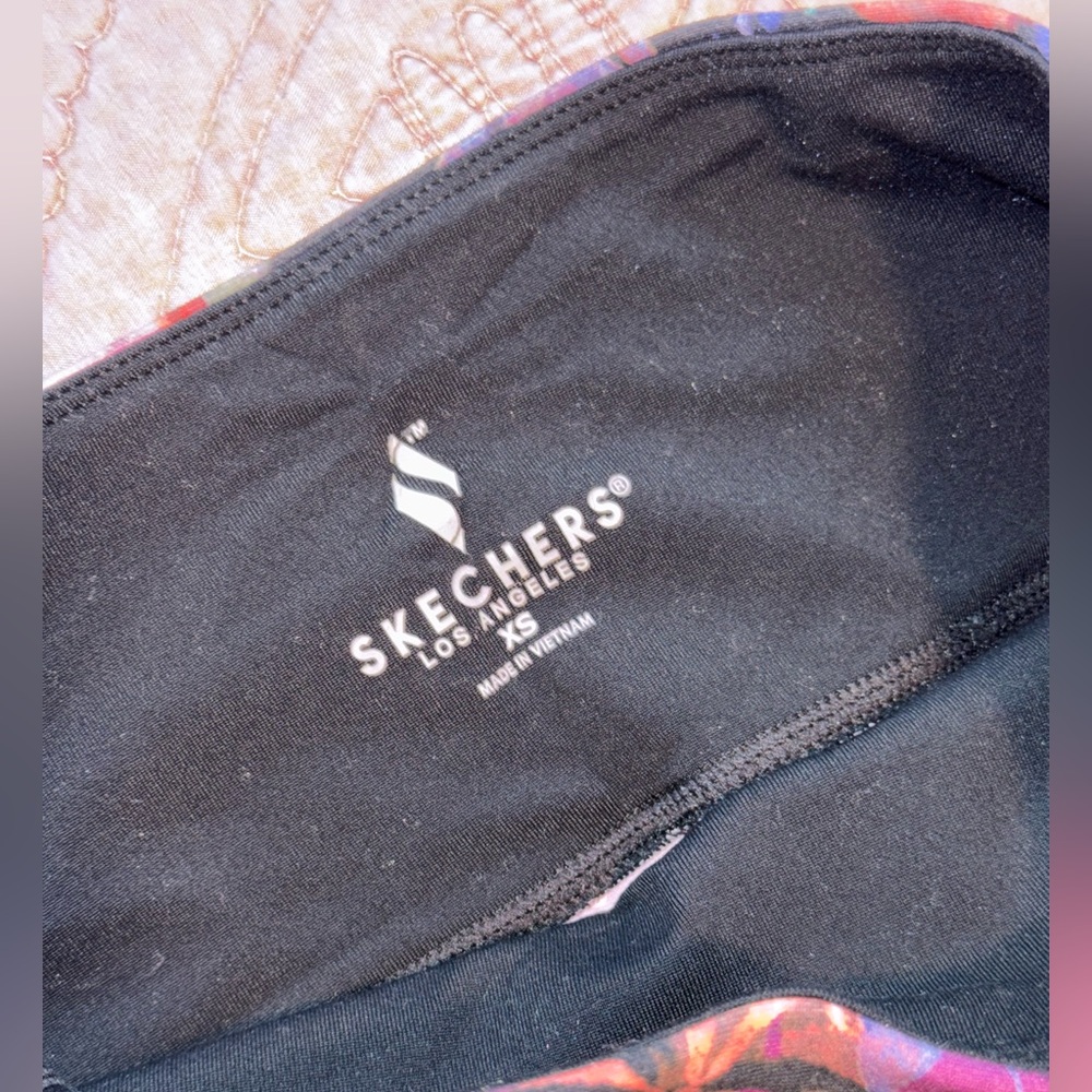 Skechers Leggings - Purple and Black Floral - Picture 7 of 8